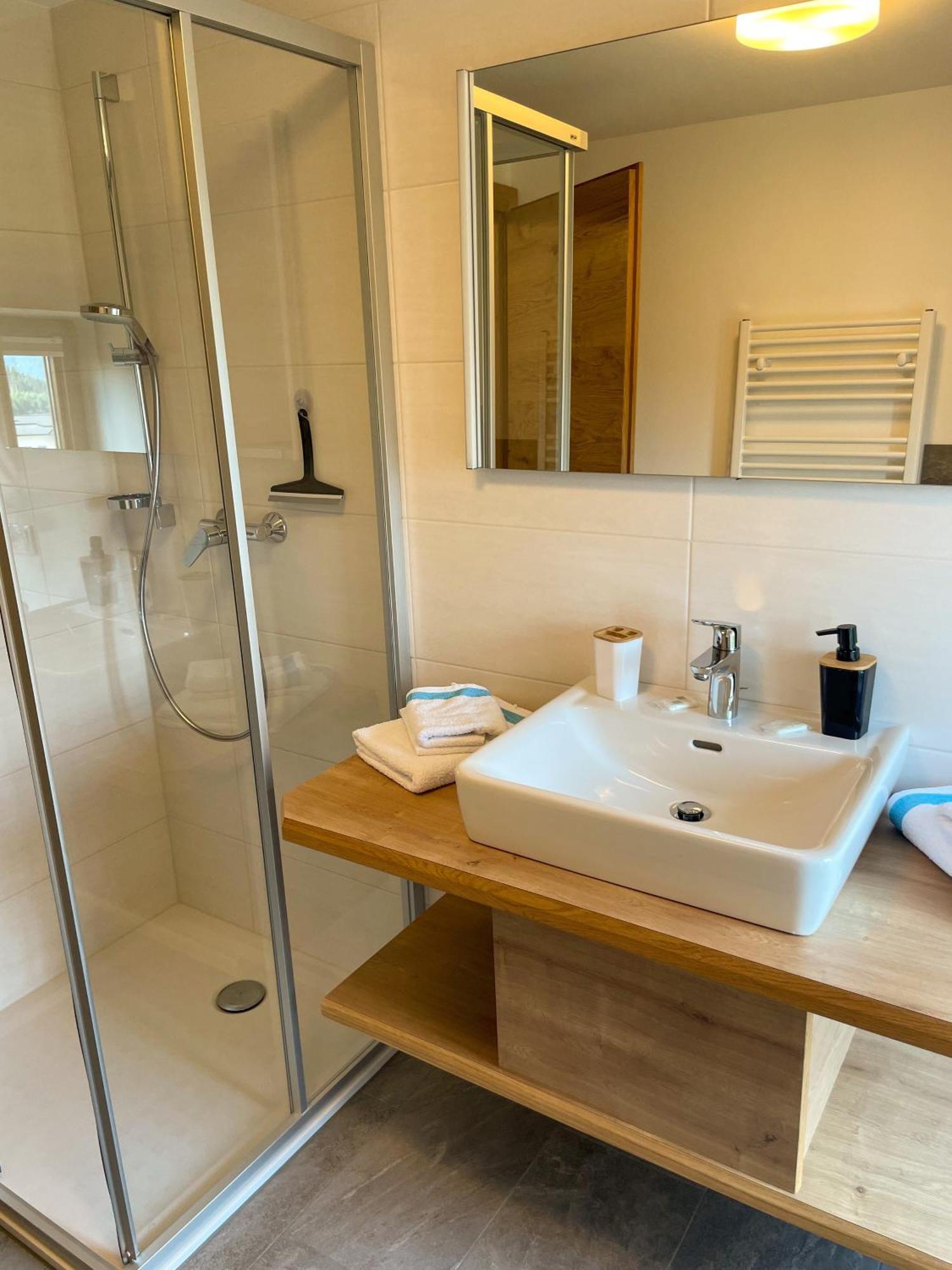 Gasthof Franziskibad Bad Haering Phòng bức ảnh